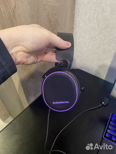 Наушники steelseries arctis 5