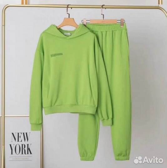 Спортивный костюм