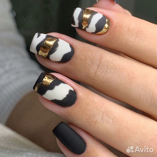 Маникюр с покрытием гель-лаком