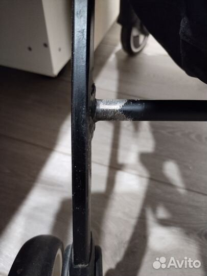 Коляска прогулочная