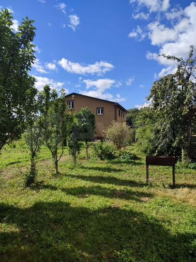 Дом 180 м² на участке 20 сот.