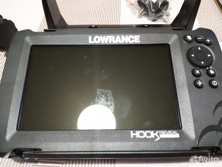 Эхолот Lowrance Hook Reveal 7 83/200 HDI