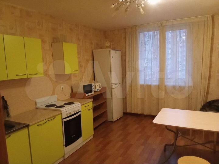 2-к. квартира, 65 м², 5/17 эт.