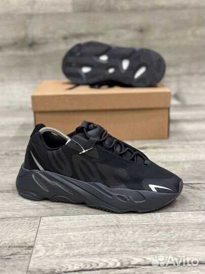 Кроссовки Adidas Yeezy Boost 700 mnvn (41-45)