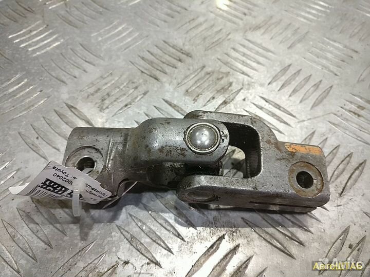 Кардан рулевой колонки Corolla 120 (01-06) б\у