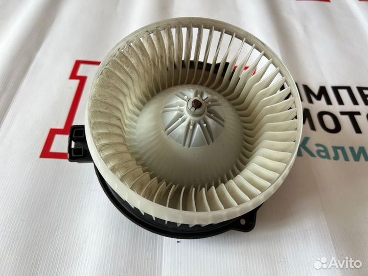 Моторчик печки Honda Ridgeline J35A9 2008