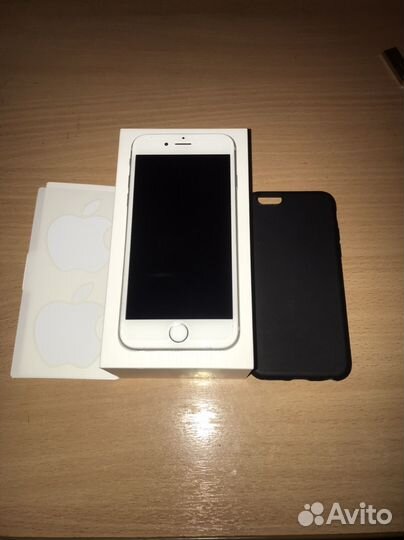 Телефон iPhone 6s