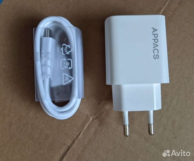 Зарядное устройство Appacs QC 3.0 20W USB / Type-C