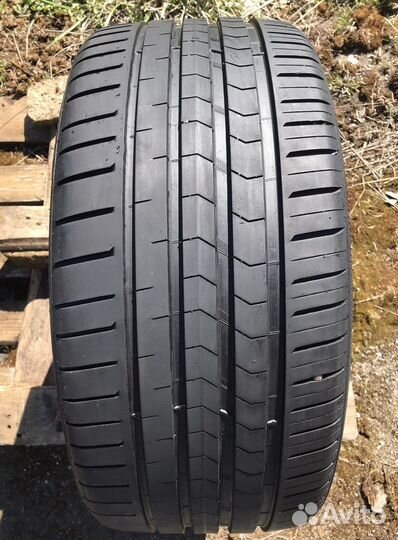 Vredestein Ultrac Satin 215/40 R17 87V