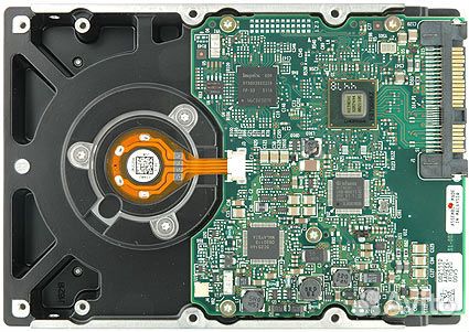 Жесткий диск Hitachi HUS151473VLS300