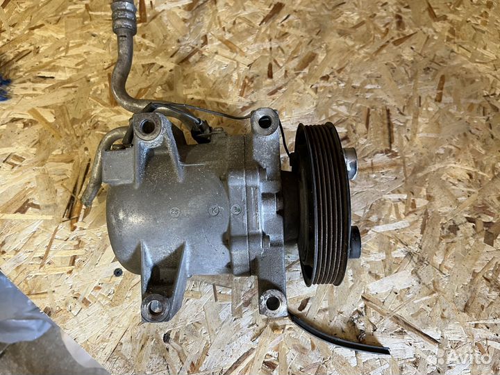Компрессор кондиционера Ниссан Примера