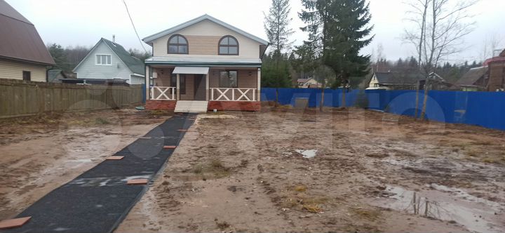 Дом 160 м² на участке 10 сот.