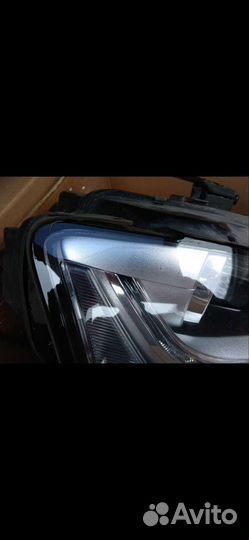 Правая фара для audi A4