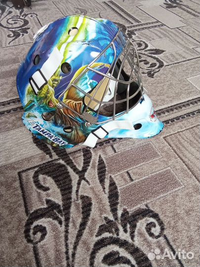 Вратарский хоккейный шлем Bauer