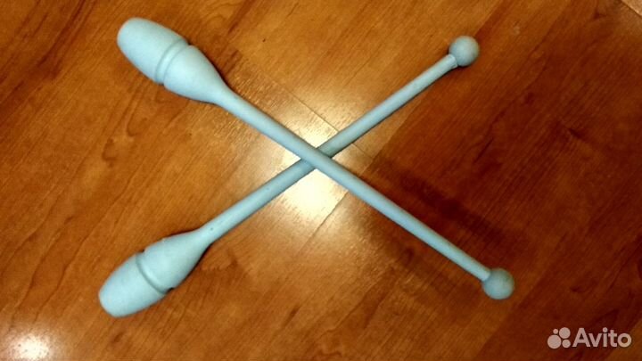 Булавы гимнастические