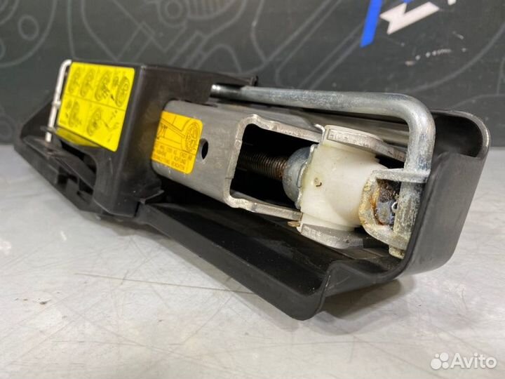 Домкрат Audi A6 C6 AUK 2006