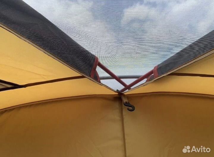 Огромная палатка