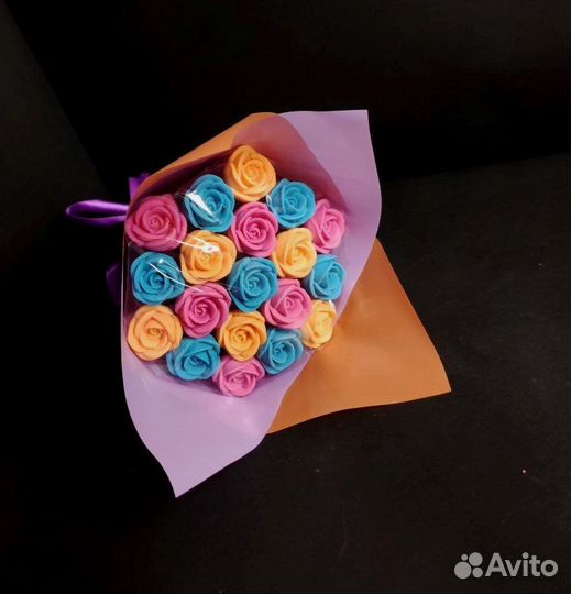 Букет - 19 Роз из Бельгийского Шоколада