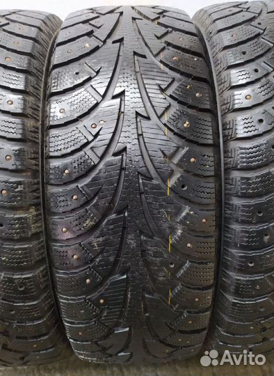 Hankook Winter I'Pike 215/60 R17 99W