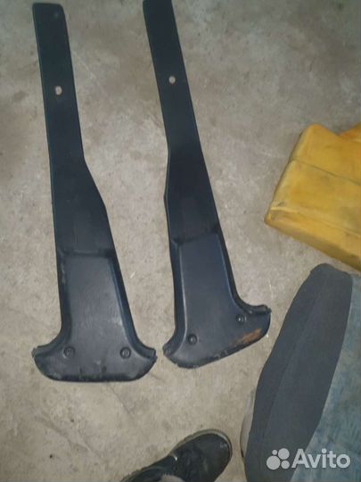 Накладки на средние стойки на бмв е34