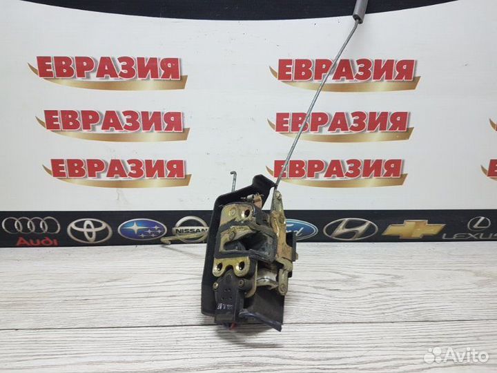 Замок двери передний левый Kia Rio DC 2001