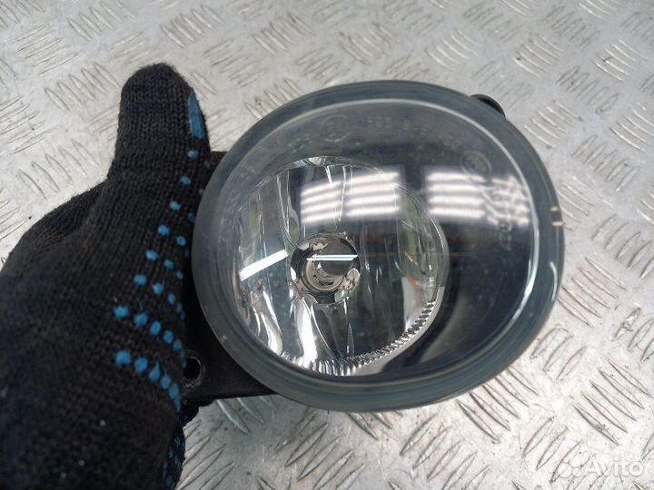 Фара противотуманная правая передняя правая