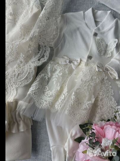 Комплект на выписку для девочки