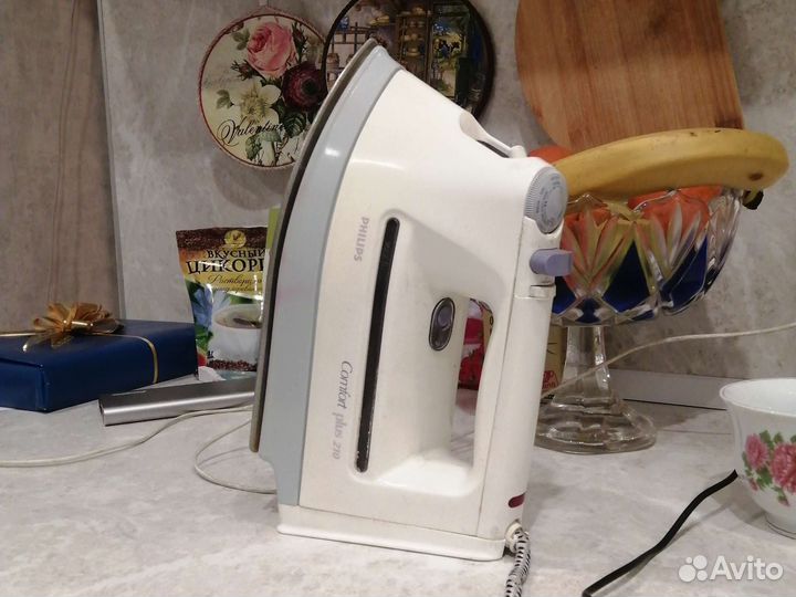 Утюг Philips Comfort plus 210