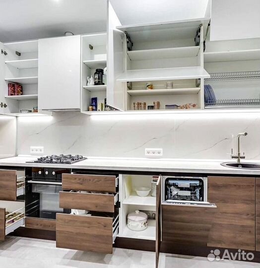 Кухонный гарнитур 