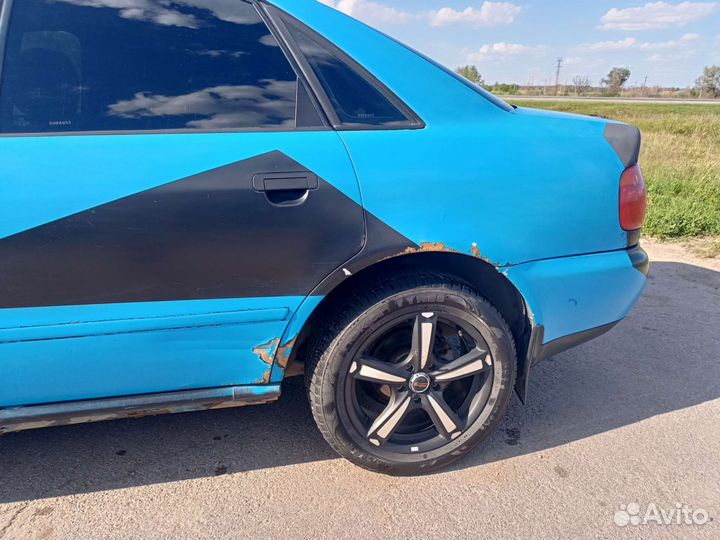 Audi A4 1.8 МТ, 1994, 450 000 км