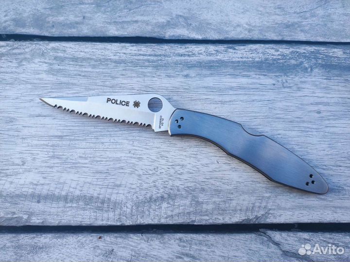 Нож складной Spyderco Police