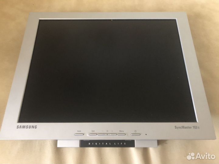 Монитор Samsung 152 s