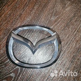 Значок Mazda