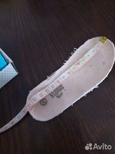 Кроссовки для девочки 24 размер