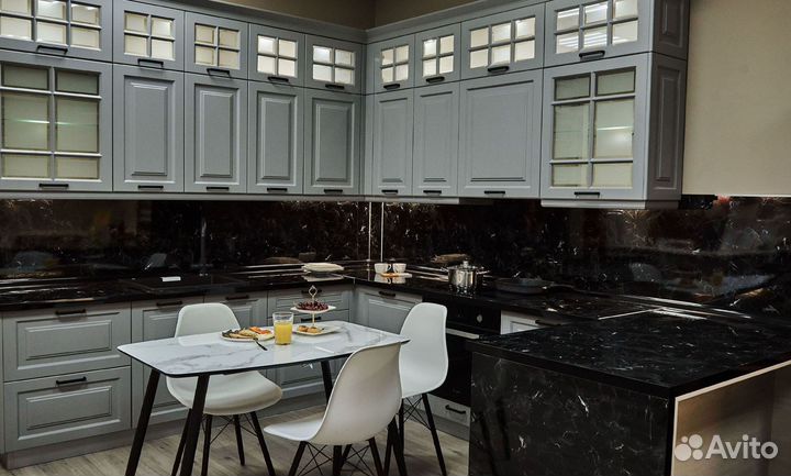 Кухня новая угловая / прямая