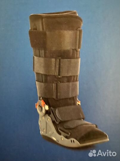 Ортез на щиколотку правой ноги Orliman