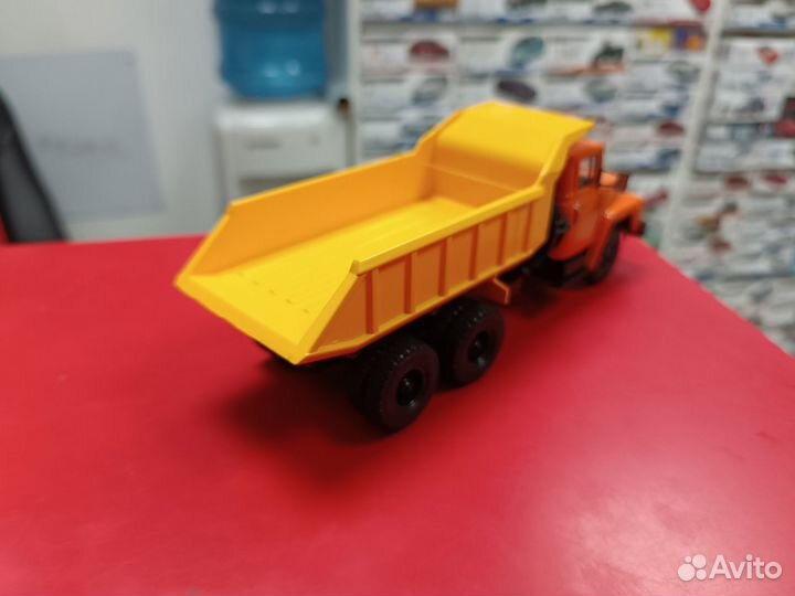 Легендарные грузовики СССР №58, краз-251Б 1:43 Mod