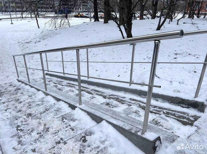 Перила в дом из нержавеющей стали