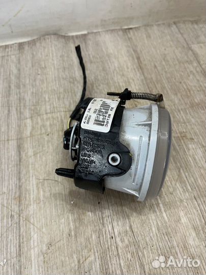 Фара противотуманная передняя Dodge Caliber 2007