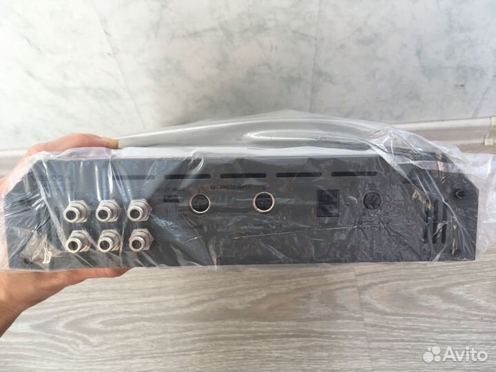 Усилитель ESX VE800.4