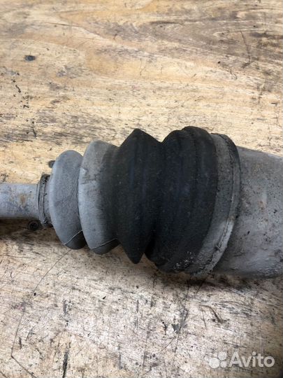 Привод передний правый Mitsubishi RVR