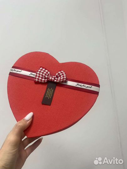 Шляпные коробки для цветов