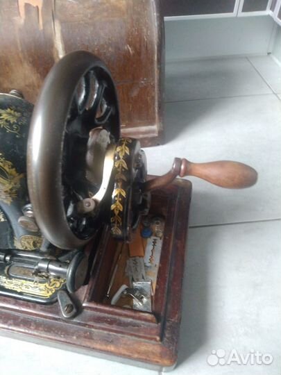 Швейная машина singer