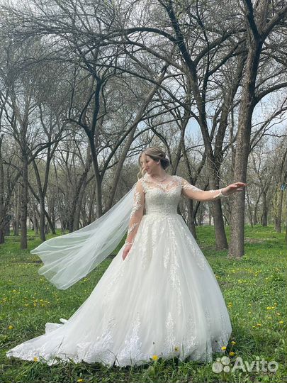 Свадебное платье 44 46