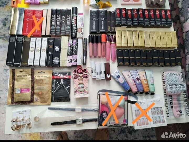 Косметика и парфюмерия новая