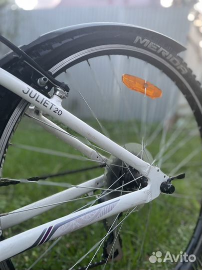 Велосипед Merida Juliet 20-V