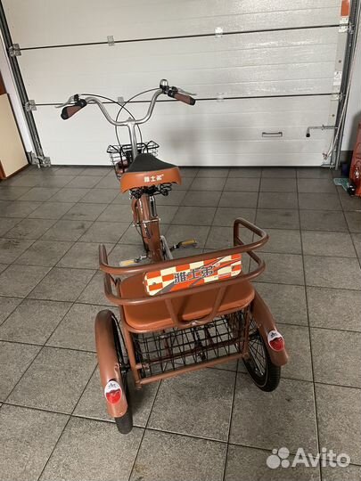 Трехколесный велосипед для взрослых