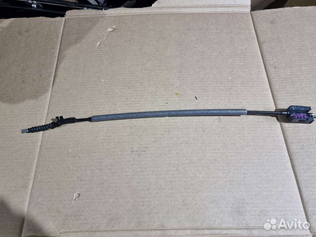 Трос открывания передней двери Шкода Суперб