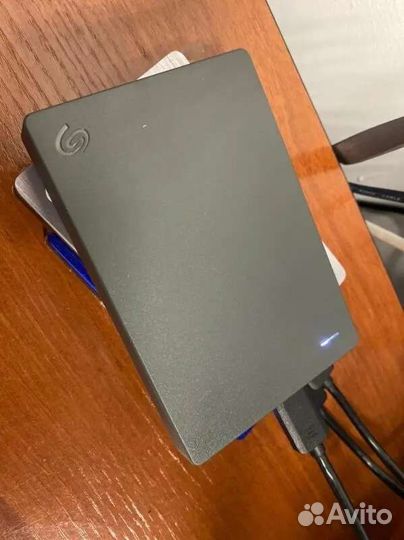 Sony PS4 slim 500gb прошитая 2 джойстика +500hdd