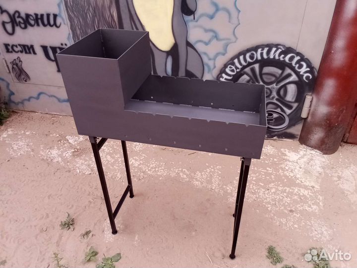 Мангал с дровником